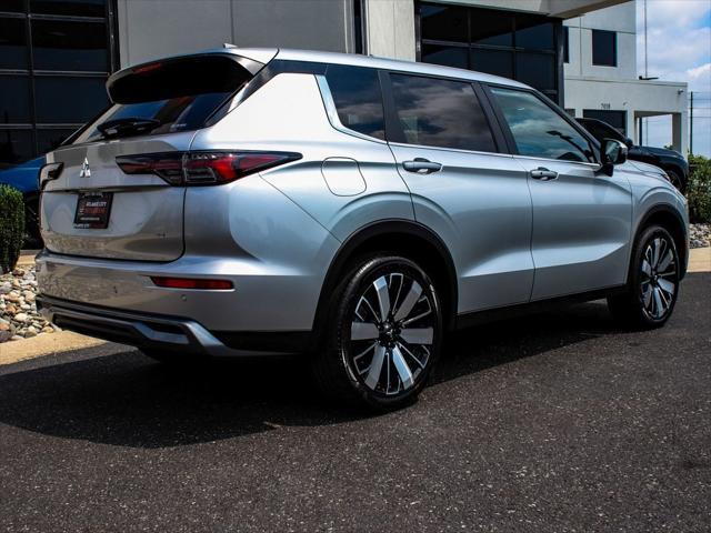 new 2025 Mitsubishi Outlander car, priced at $38,030