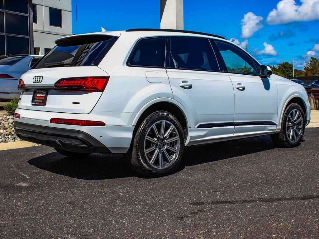 used 2023 Audi Q7 car, priced at $39,990