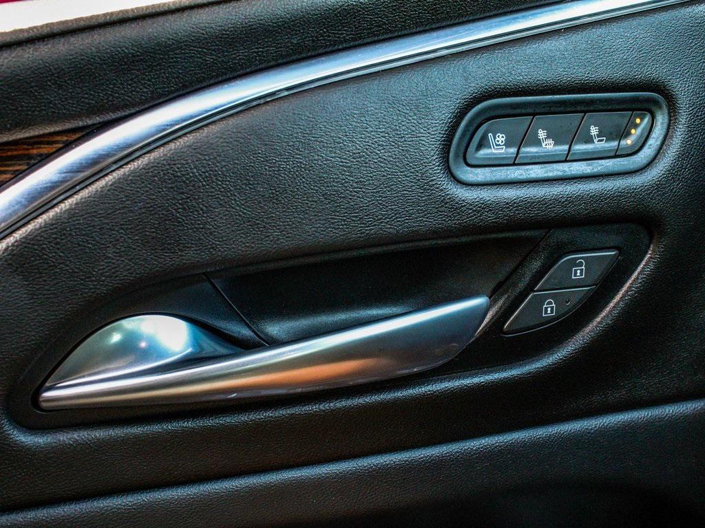 used 2021 Cadillac Escalade ESV car, priced at $57,450