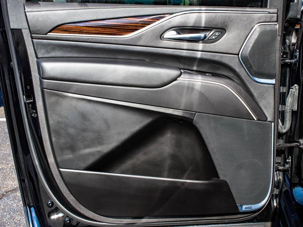 used 2021 Cadillac Escalade ESV car, priced at $57,450