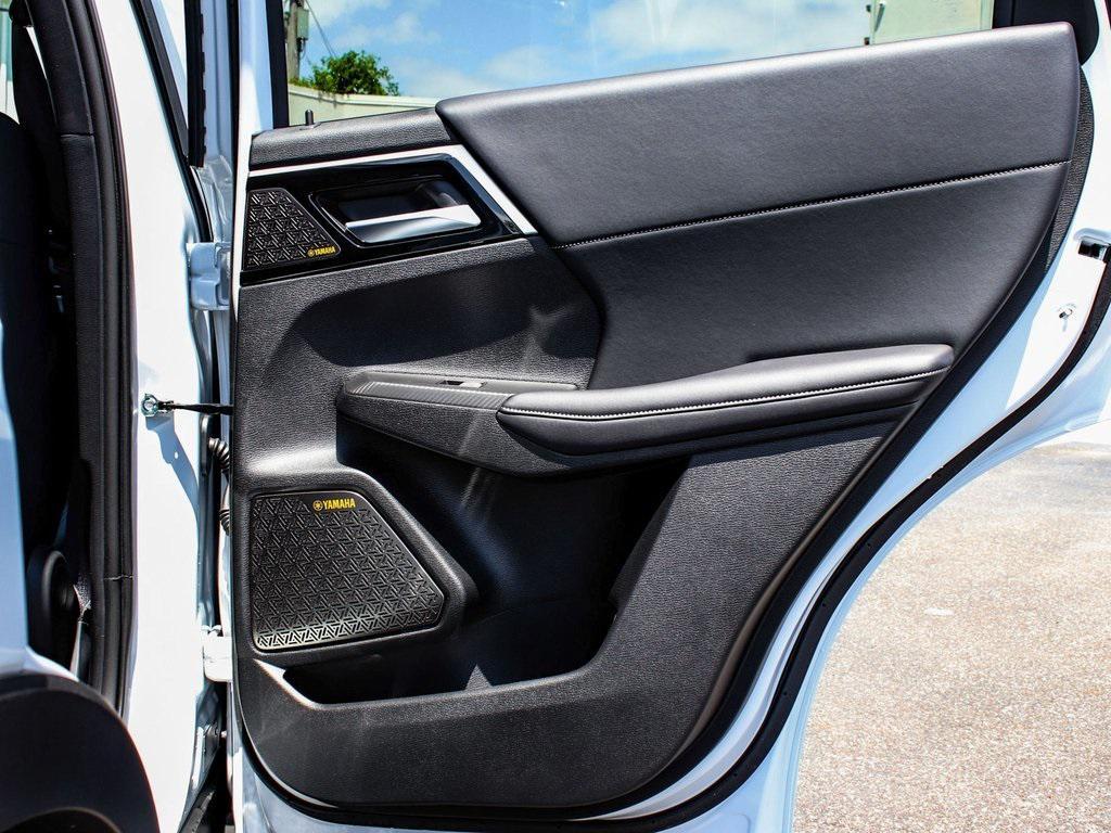 new 2025 Mitsubishi Outlander car, priced at $40,665