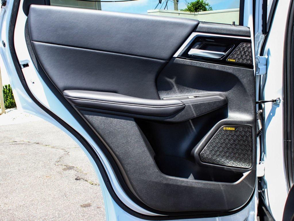 new 2025 Mitsubishi Outlander car, priced at $40,665