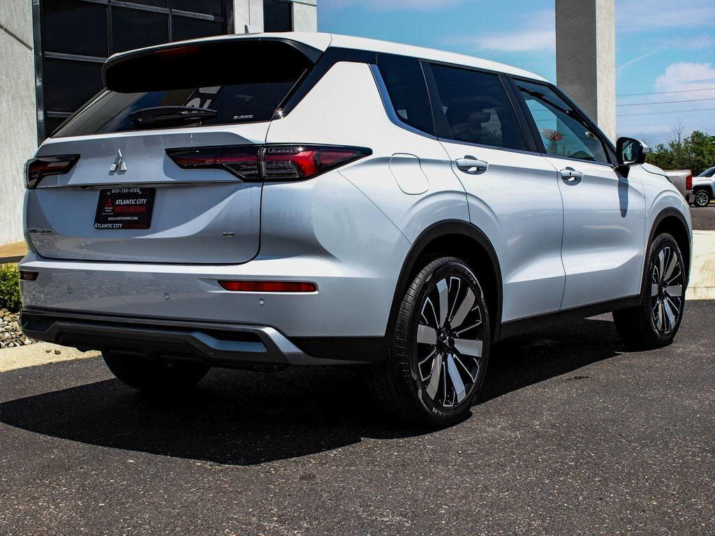 new 2025 Mitsubishi Outlander car, priced at $40,665