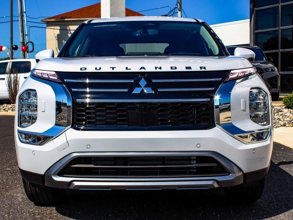 new 2025 Mitsubishi Outlander car, priced at $38,900