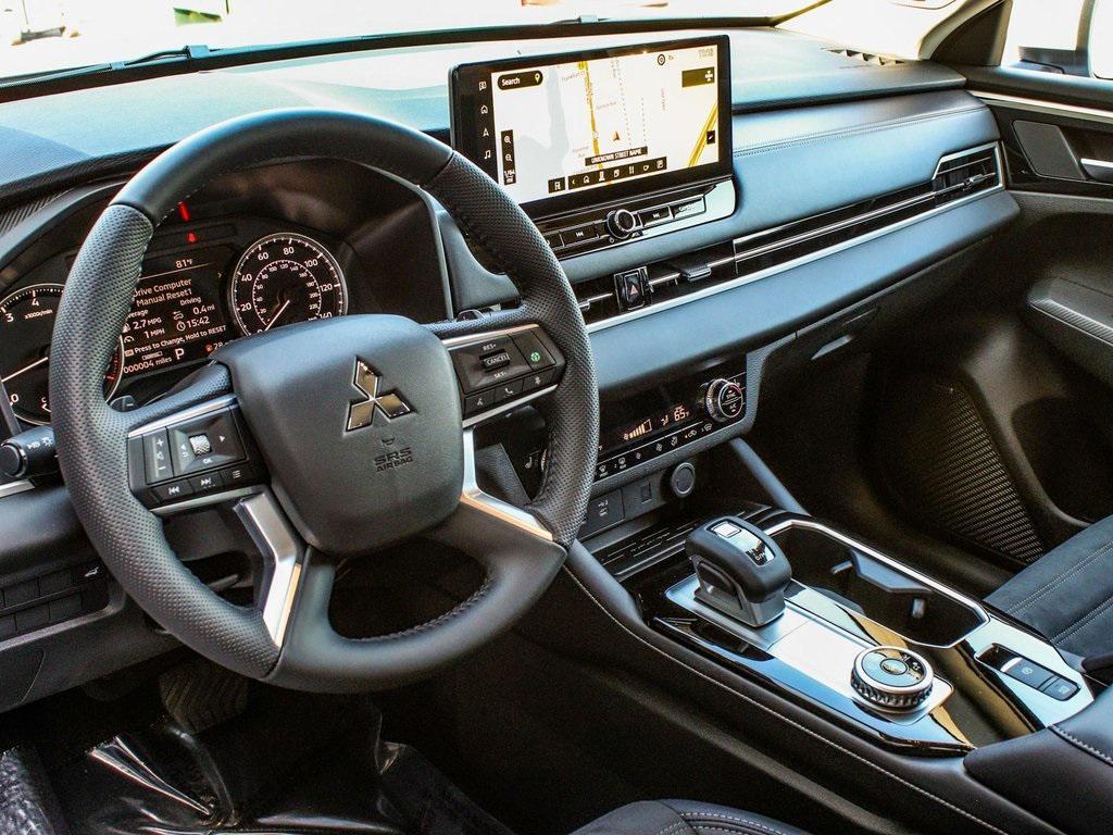 new 2025 Mitsubishi Outlander car, priced at $38,900