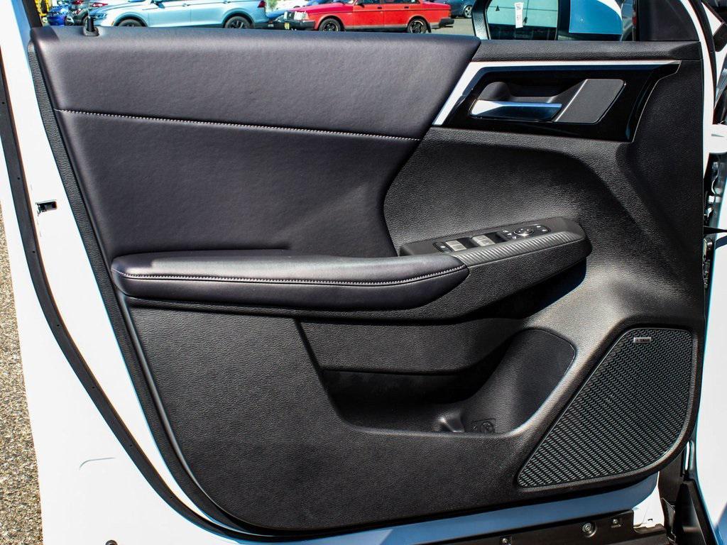 new 2025 Mitsubishi Outlander car, priced at $38,900