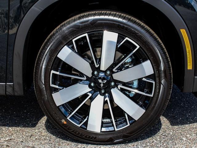 new 2025 Mitsubishi Outlander car, priced at $38,385