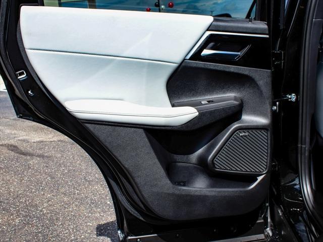 new 2025 Mitsubishi Outlander car, priced at $38,385
