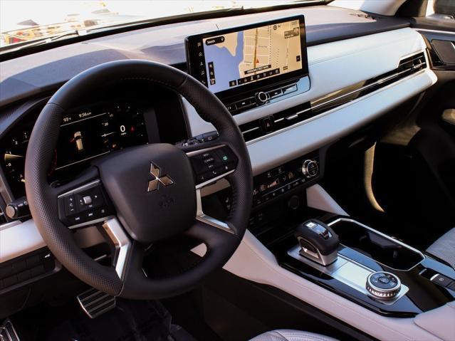 new 2025 Mitsubishi Outlander car, priced at $43,155