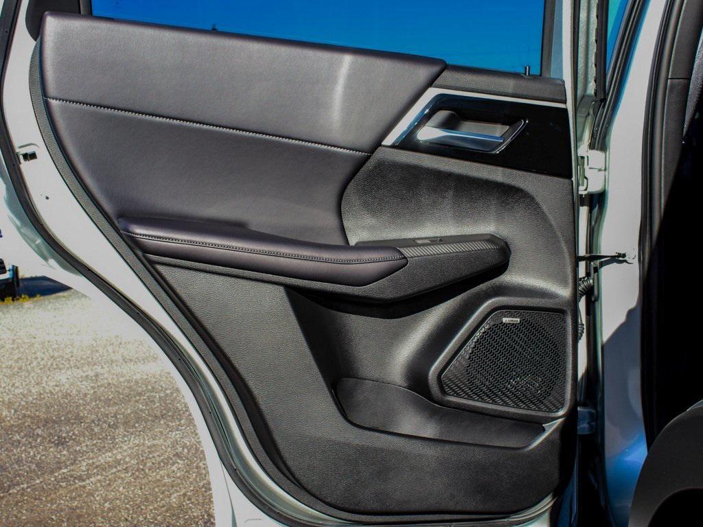 new 2025 Mitsubishi Outlander car, priced at $38,200