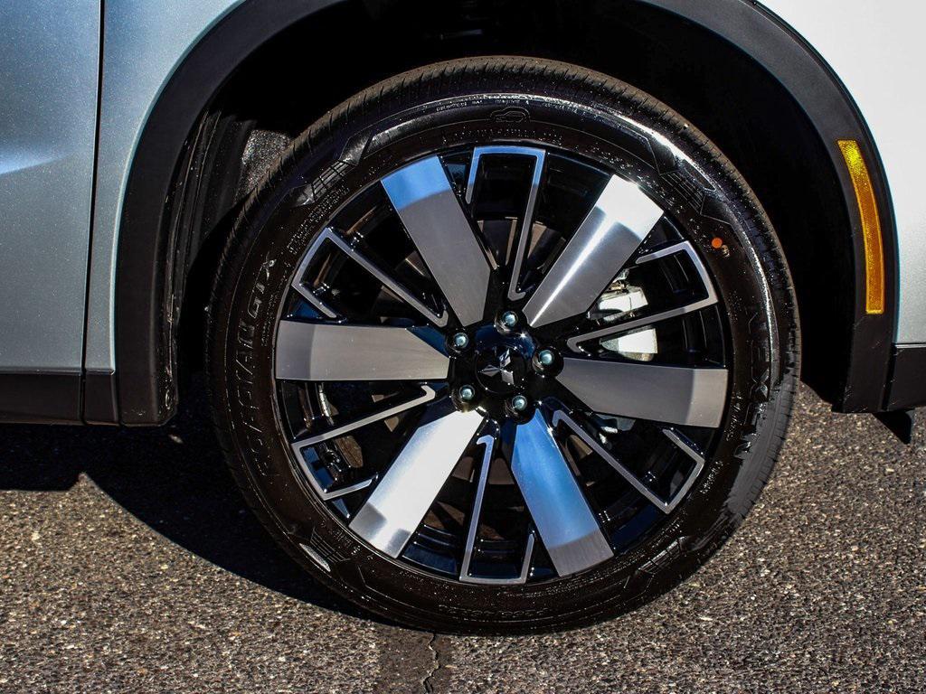 new 2025 Mitsubishi Outlander car, priced at $38,200