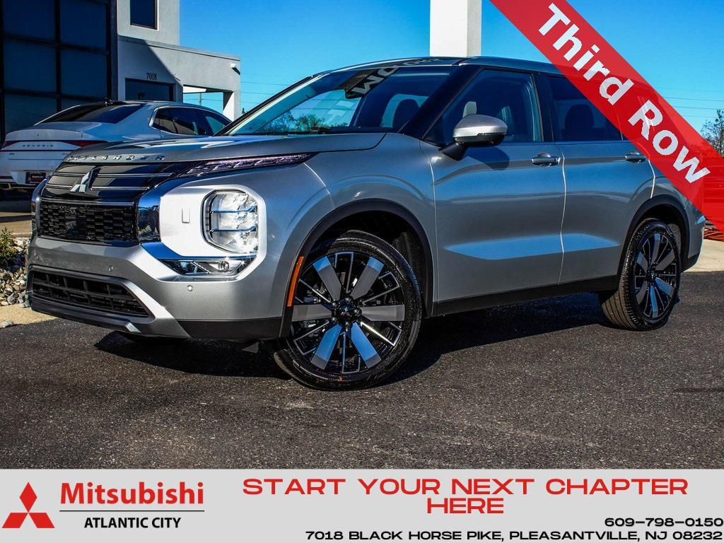 new 2025 Mitsubishi Outlander car, priced at $38,200