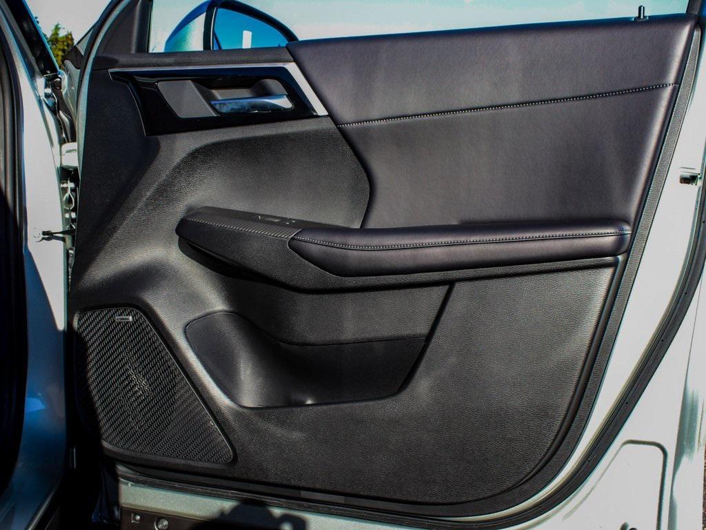 new 2025 Mitsubishi Outlander car, priced at $38,200