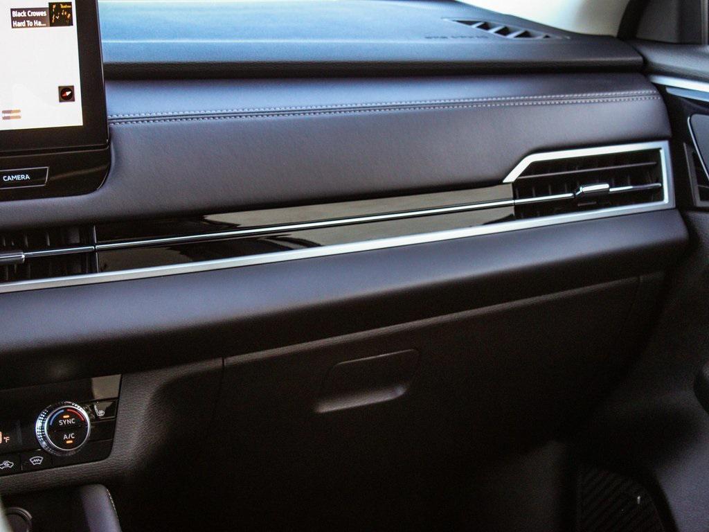 new 2025 Mitsubishi Outlander car, priced at $38,200