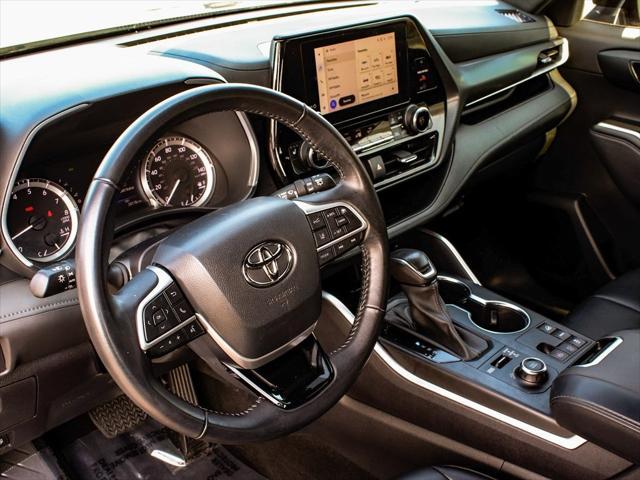 used 2023 Toyota Highlander car, priced at $40,990