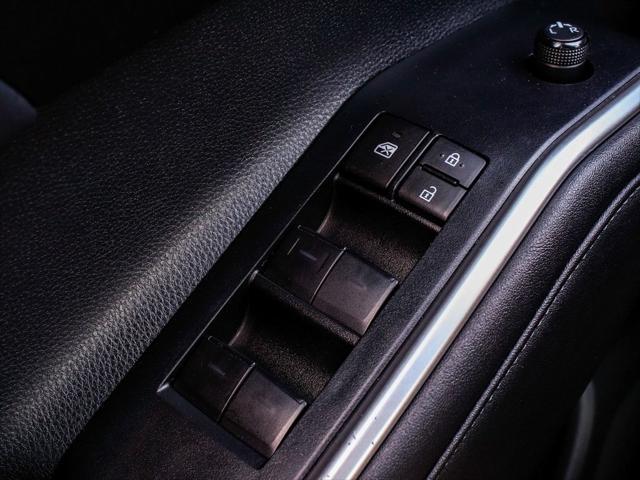 used 2023 Toyota Highlander car, priced at $40,990
