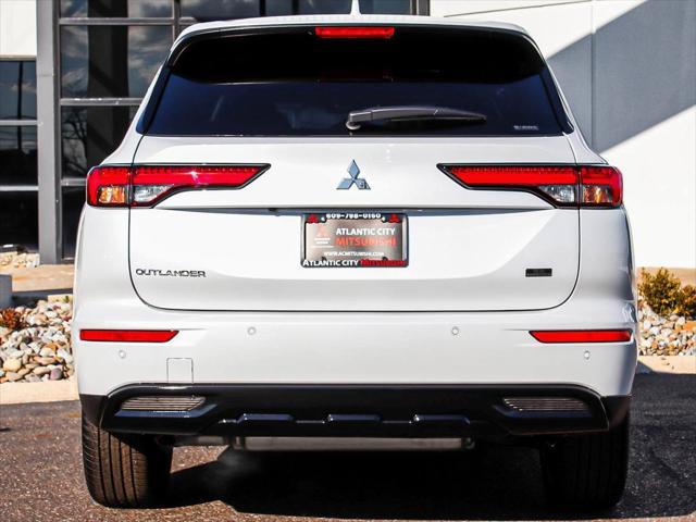 new 2024 Mitsubishi Outlander car, priced at $37,730