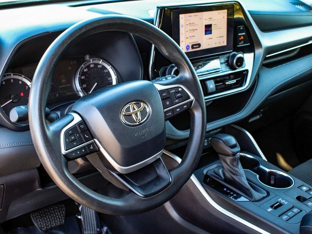 used 2023 Toyota Highlander car, priced at $33,740
