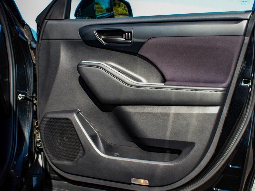 used 2023 Toyota Highlander car, priced at $33,740