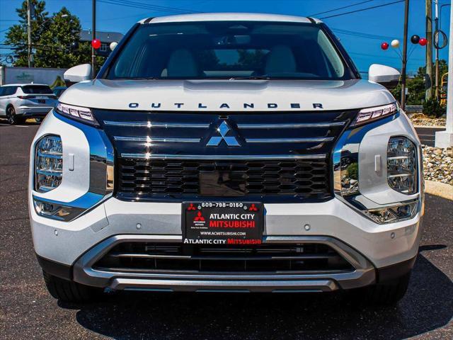 new 2025 Mitsubishi Outlander car, priced at $38,625