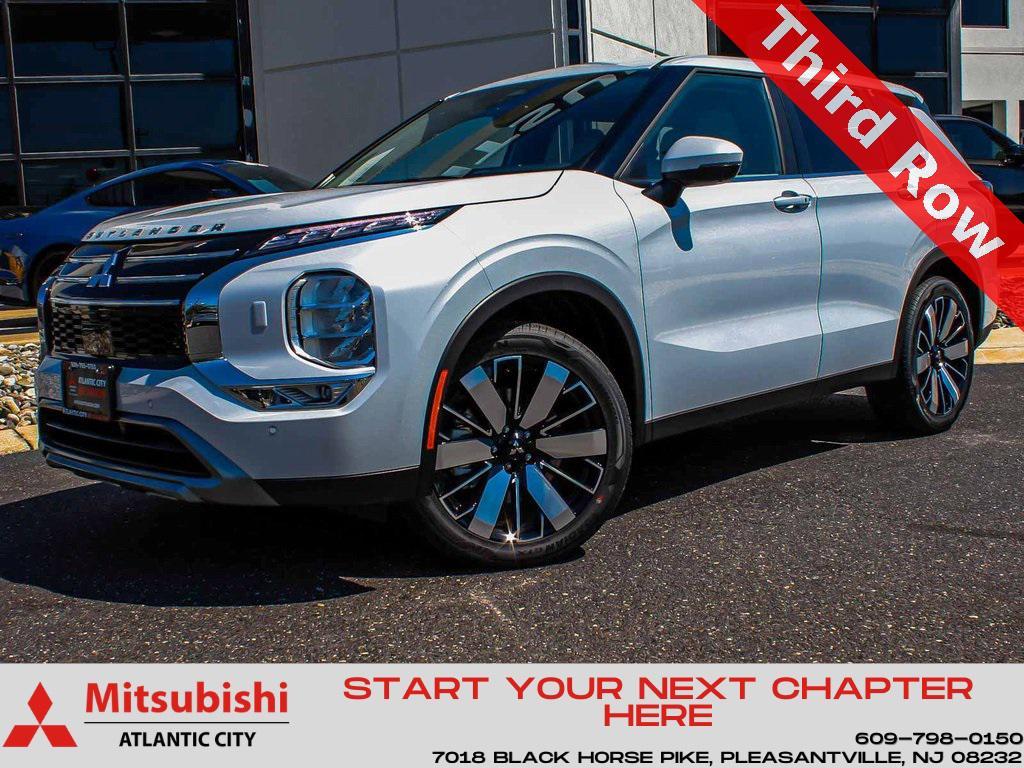 new 2025 Mitsubishi Outlander car, priced at $38,625