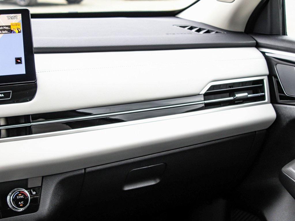 new 2025 Mitsubishi Outlander car, priced at $36,220