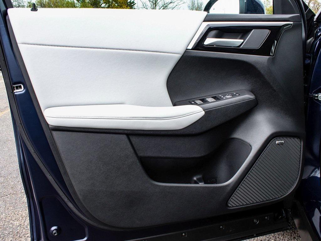 new 2025 Mitsubishi Outlander car, priced at $36,220