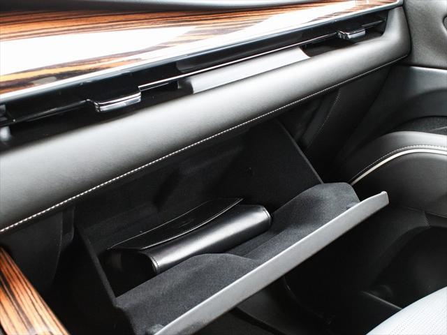 used 2024 Cadillac Escalade ESV car, priced at $84,990