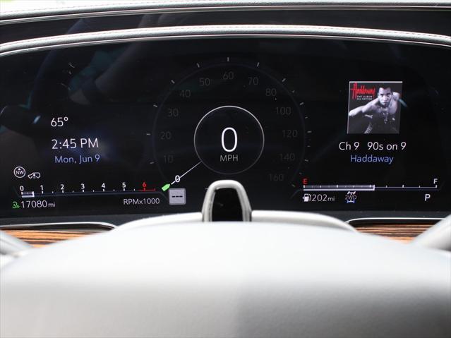 used 2024 Cadillac Escalade ESV car, priced at $87,490