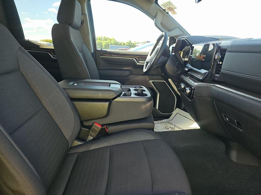 used 2024 GMC Sierra 1500 car, priced at $45,990