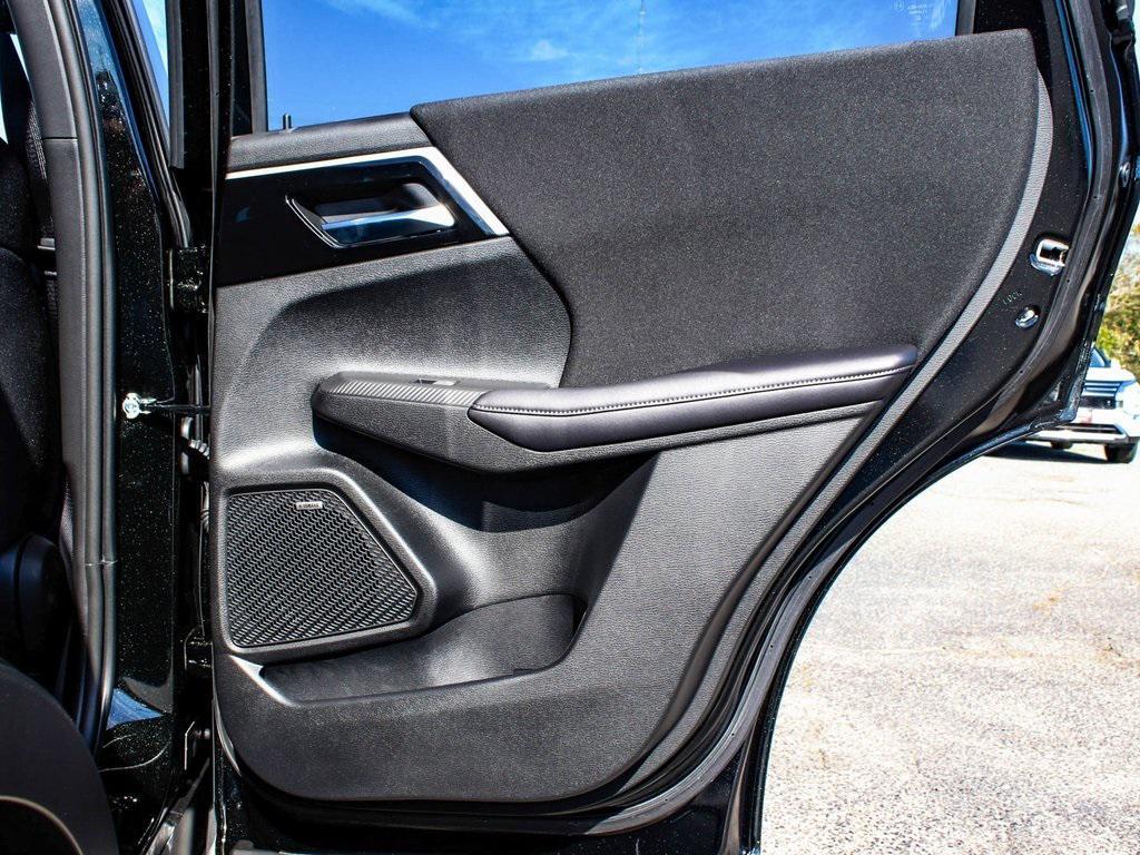 new 2025 Mitsubishi Outlander car, priced at $35,315