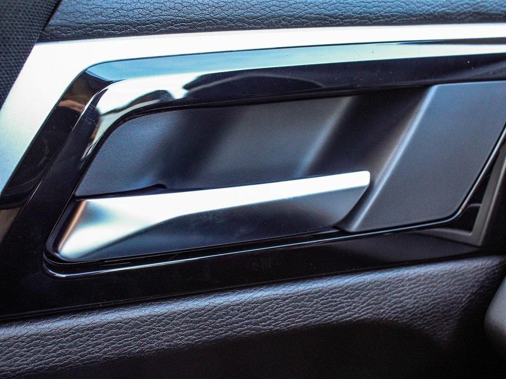 new 2025 Mitsubishi Outlander car, priced at $35,315