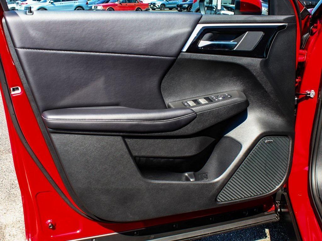 new 2025 Mitsubishi Outlander car, priced at $38,515