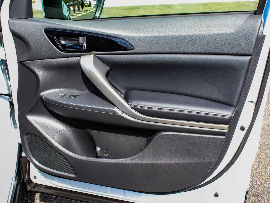 new 2025 Mitsubishi Eclipse Cross car, priced at $34,710