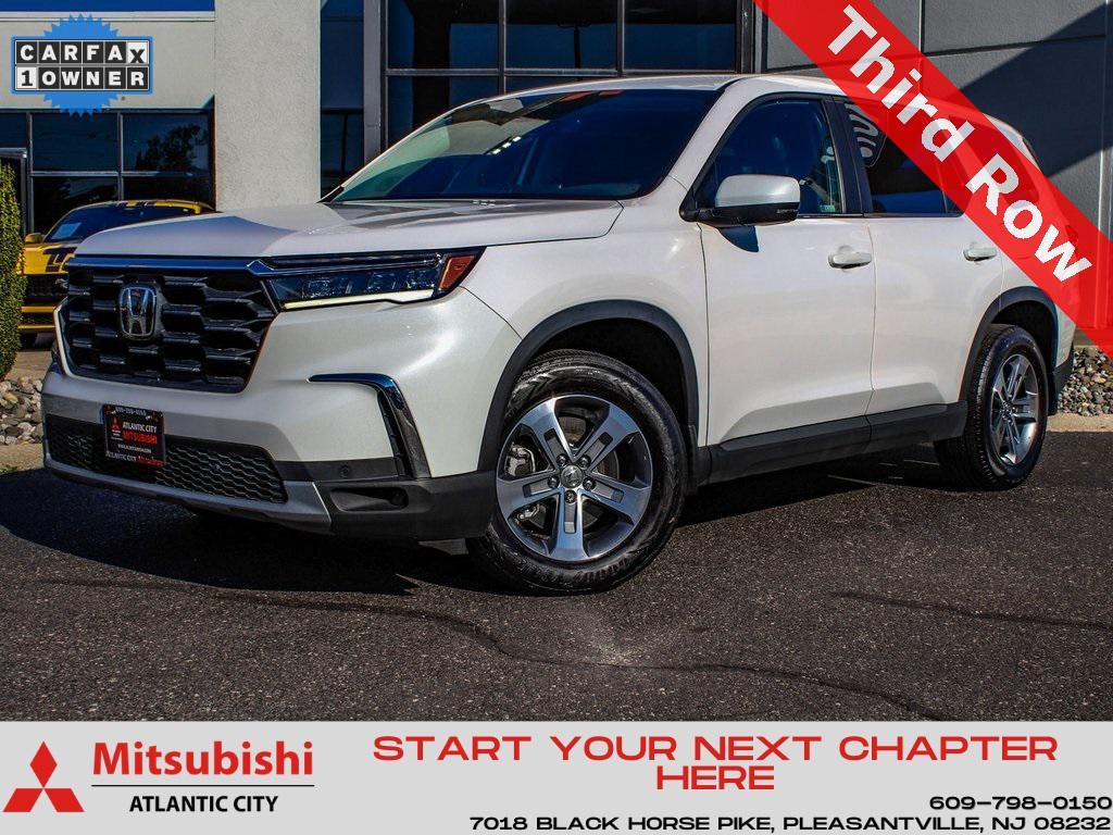used 2023 Honda Pilot car, priced at $31,450