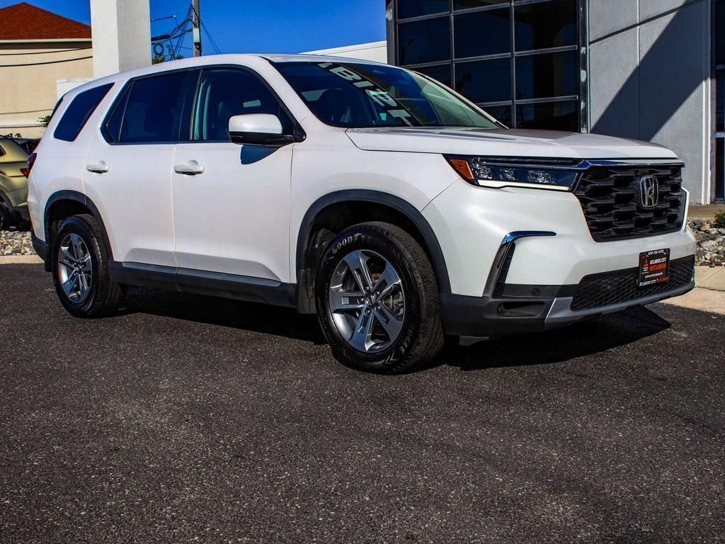 used 2023 Honda Pilot car, priced at $31,450
