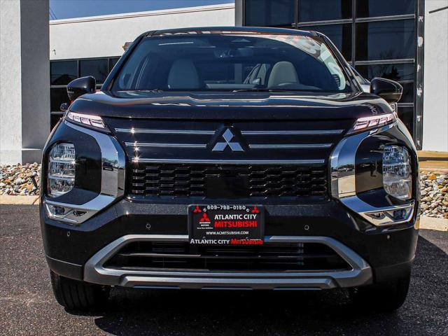 new 2025 Mitsubishi Outlander car, priced at $40,460