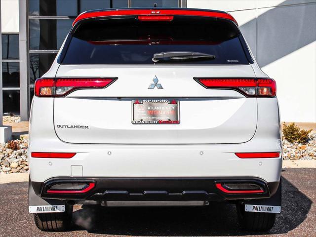 new 2024 Mitsubishi Outlander car, priced at $38,200