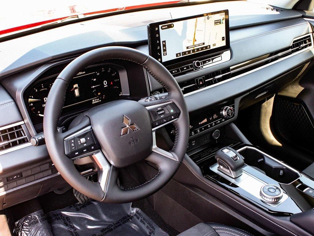 new 2025 Mitsubishi Outlander car, priced at $41,810
