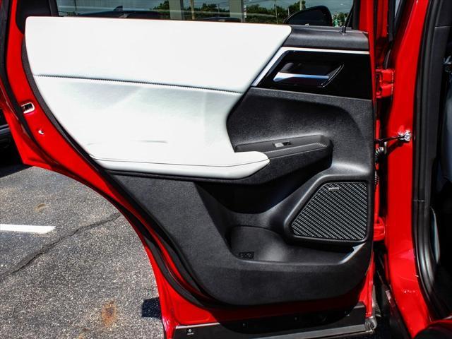 new 2025 Mitsubishi Outlander car, priced at $38,625