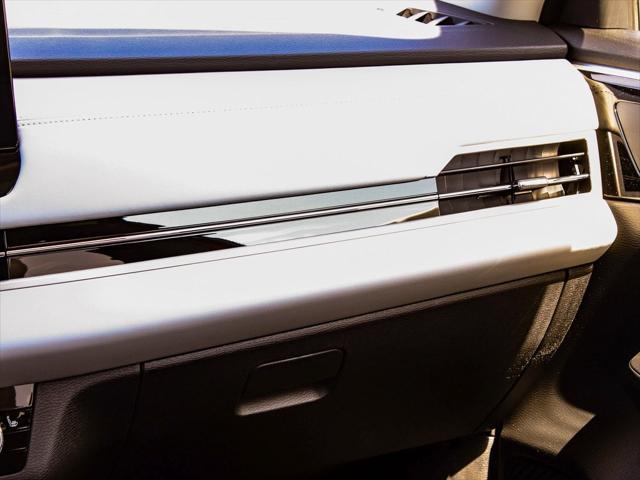 new 2025 Mitsubishi Outlander car, priced at $38,625