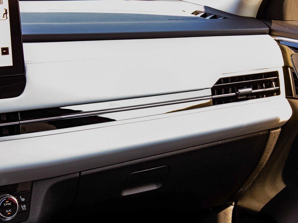 new 2025 Mitsubishi Outlander car, priced at $43,495