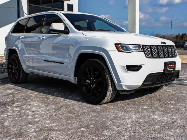 used 2022 Jeep Grand Cherokee car, priced at $26,190