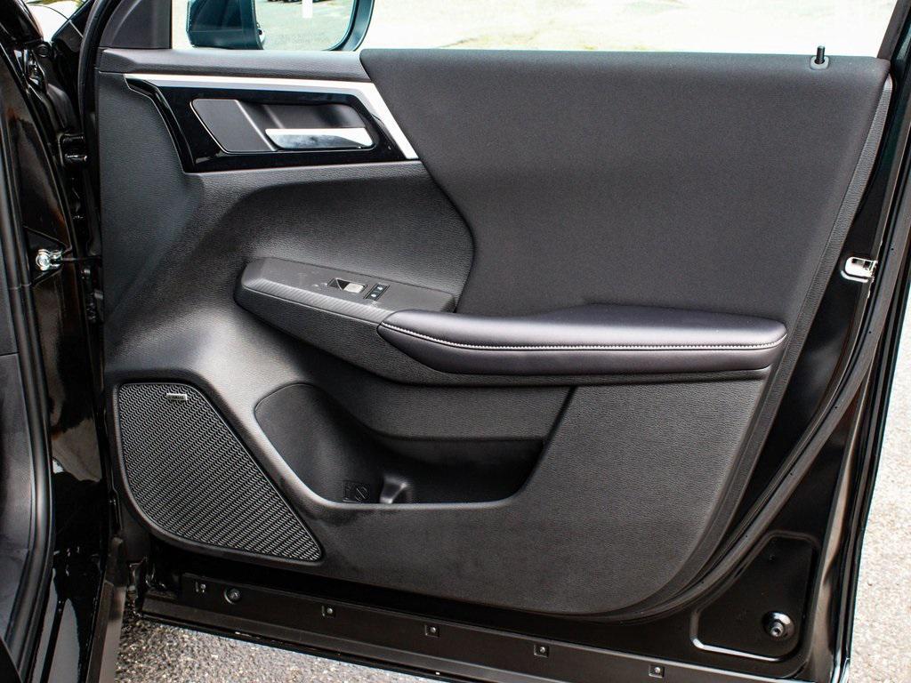 new 2025 Mitsubishi Outlander car, priced at $34,840