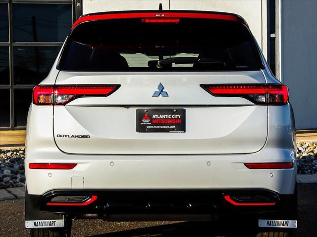 new 2024 Mitsubishi Outlander car, priced at $38,200