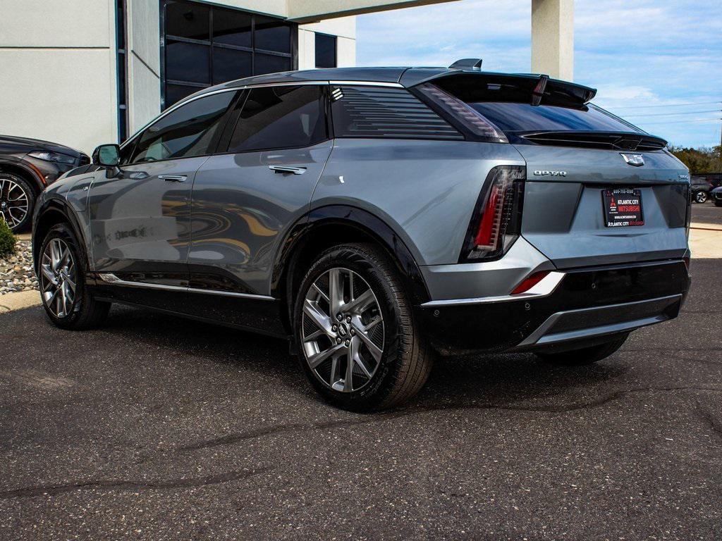 used 2025 Cadillac OPTIQ car, priced at $45,990