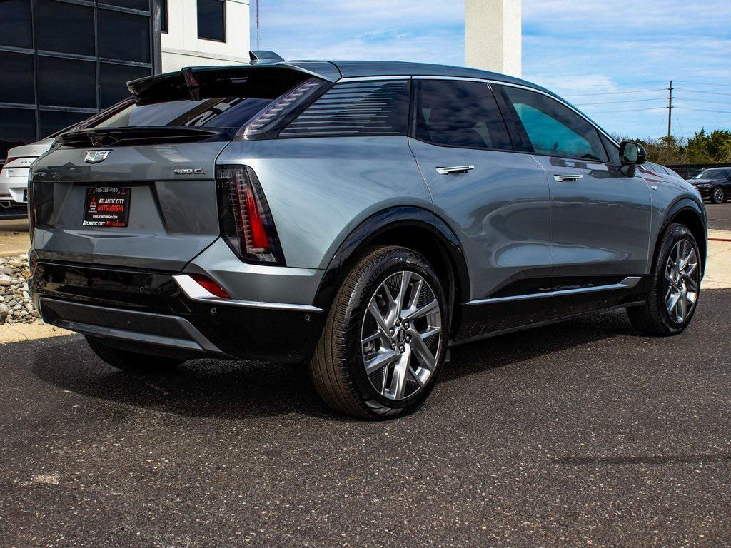 used 2025 Cadillac OPTIQ car, priced at $45,990