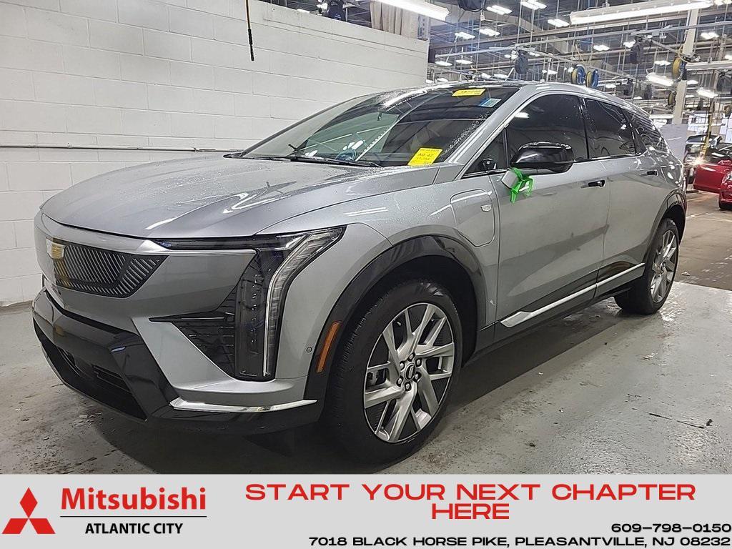 used 2025 Cadillac OPTIQ car, priced at $49,990