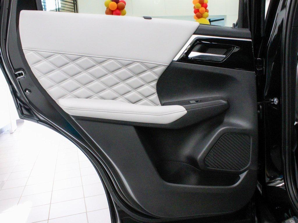 new 2025 Mitsubishi Outlander PHEV car, priced at $52,645