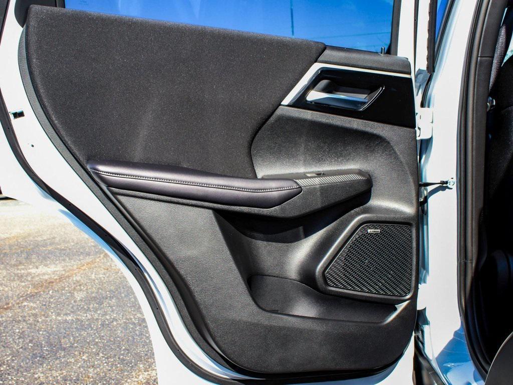 new 2025 Mitsubishi Outlander car, priced at $35,315